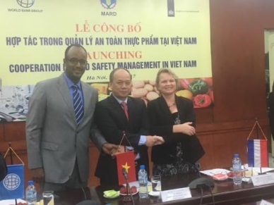 Vietnam teams up with Netherlands, WB in food safety