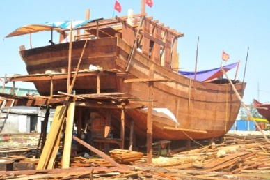 BIDV supports shipbuilding for Quang Tri fishermen